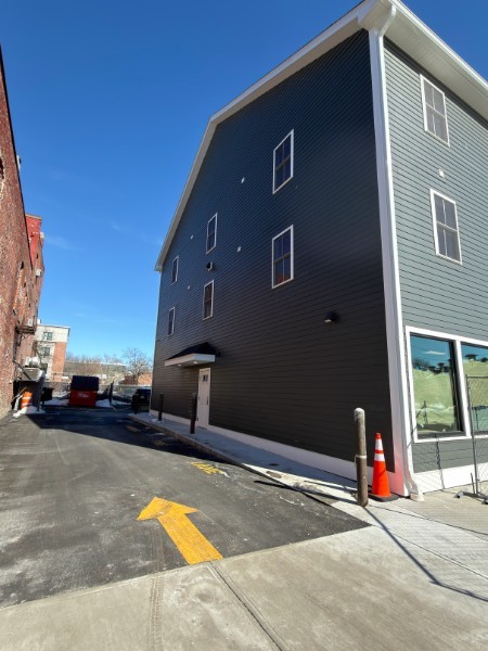 505 Market Street living space